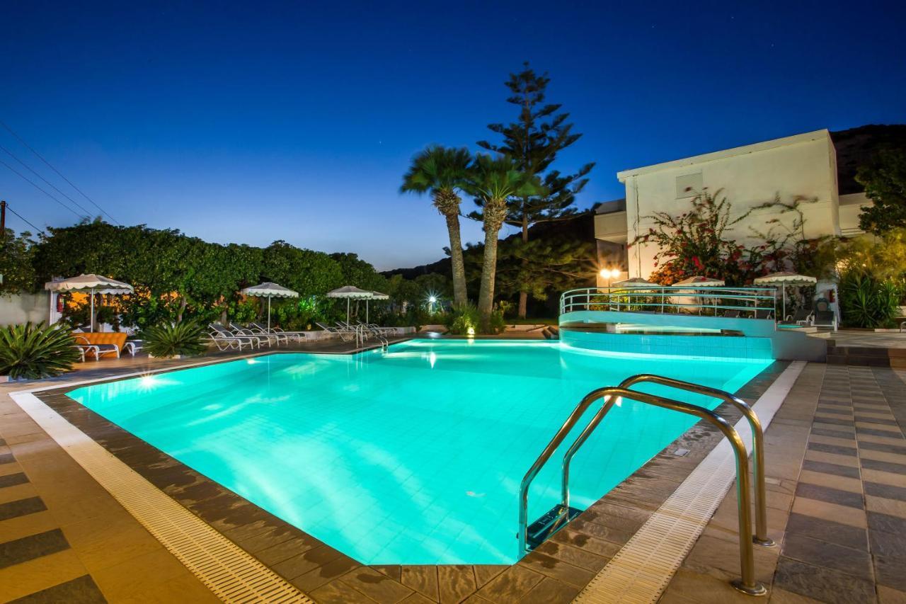 Irinna Hotel-Apartments ฟาลิรากี ภายนอก รูปภาพ