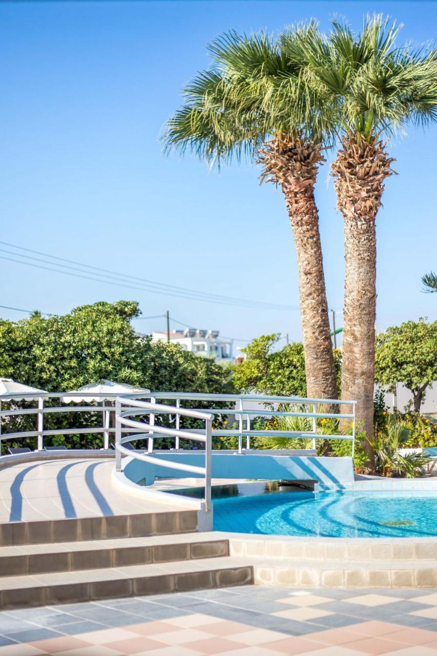 Irinna Hotel-Apartments ฟาลิรากี ภายนอก รูปภาพ