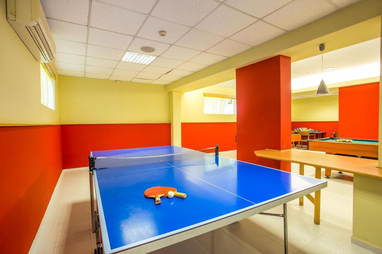 Irinna Hotel-Apartments ฟาลิรากี ภายนอก รูปภาพ