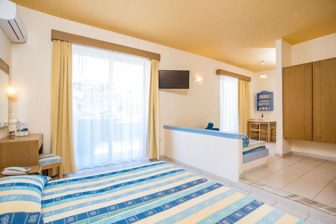 Irinna Hotel-Apartments ฟาลิรากี ภายนอก รูปภาพ